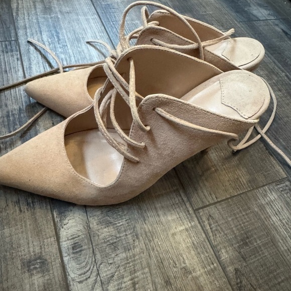 Tony bianco
Beige Pointed Toe Stiletto Shoes Caged Lace Up Pumps for Women - Picture 9 of 13